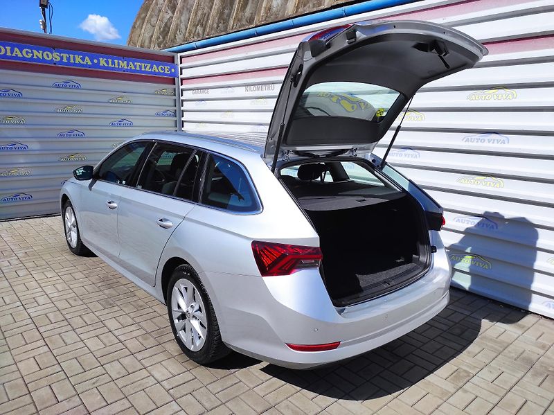 Škoda Octavia 1,5TGI G-Tec DSG, Style, ČR - fotka 39 z 49