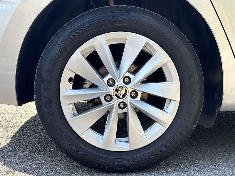 Škoda Scala (2025) 1.0 TSI Selection - fotka 27 z 30