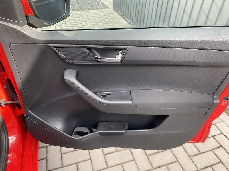 Škoda Fabia 1.2TSI 66kW-1xMAJ.-LED-EDITION - fotka 42 z 49