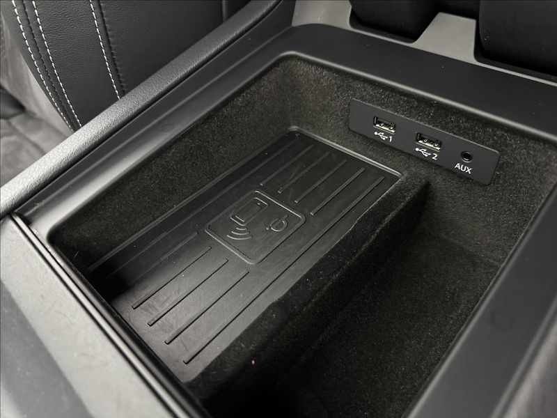 Audi SQ7 4,0 V8 MATRIX BOSE DPH 360° CZ - fotka 31 z 52