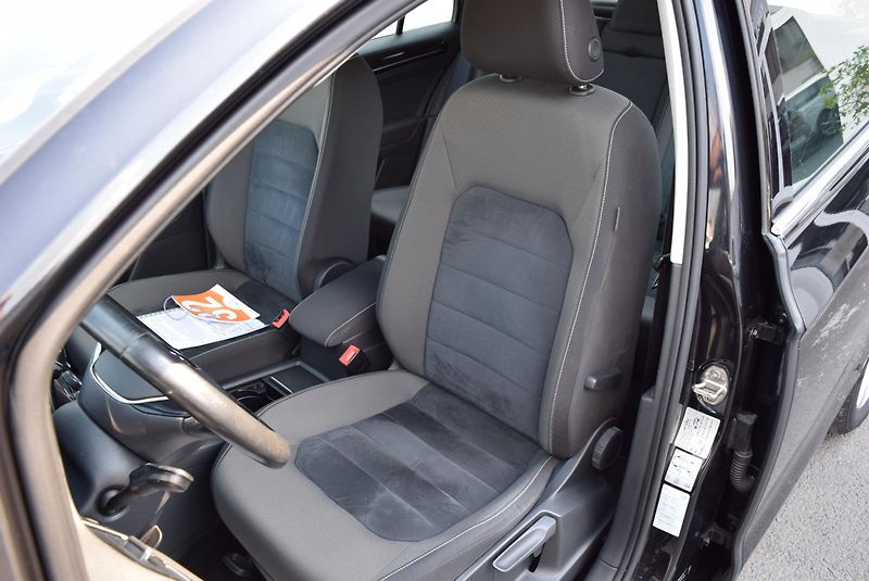 Volkswagen Golf Sportsvan (2015) 1.4TSI 92kw HGLBMT TAŽ KAM APP - fotka 19 z 50