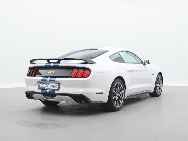 Ford Mustang 5,0 5.0 TI-VCT 324kW V8 GT CZ - fotka 7 z 36
