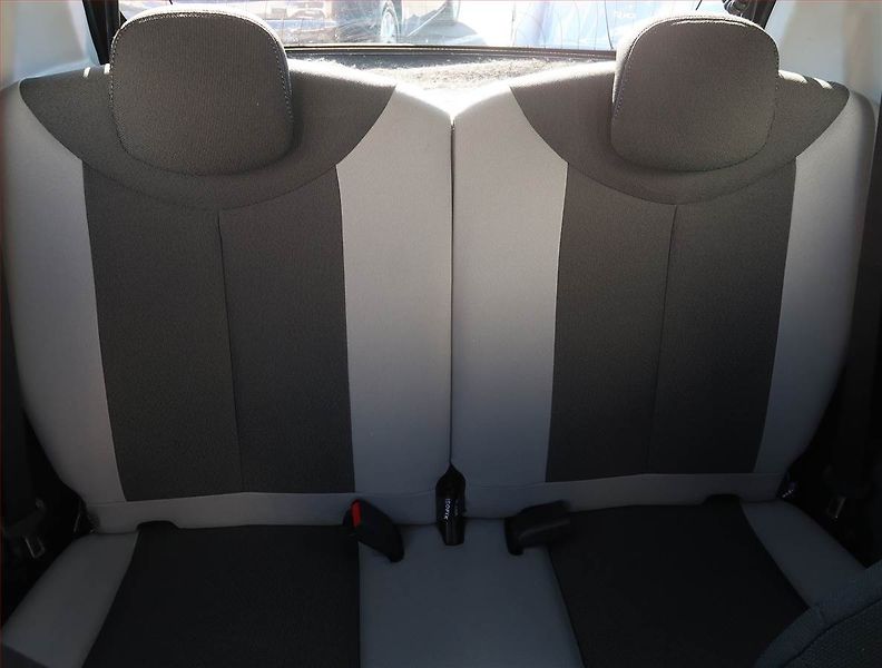 Toyota Aygo (2015) 1.0 VVT-i, Tempomat - fotka 10 z 18