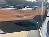 BMW Řada 7 750i 390kW xDrive Laser M pake - náhled 17