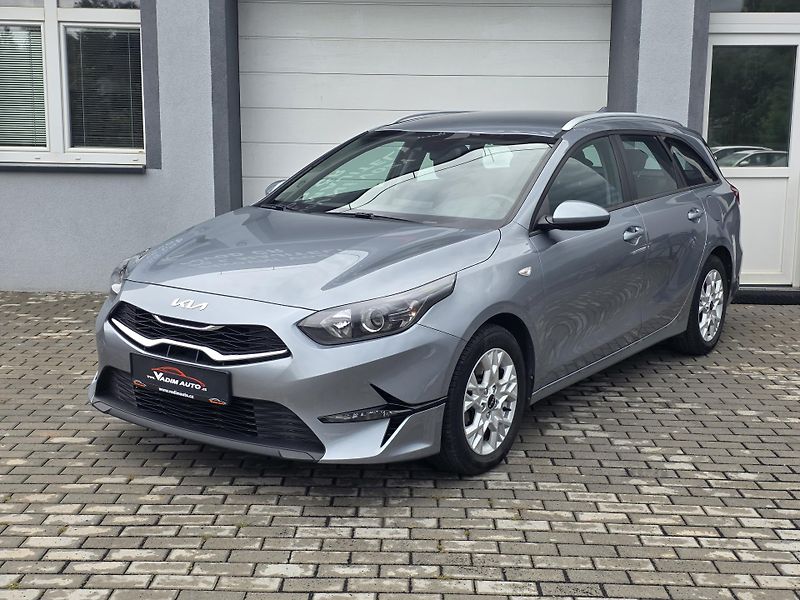 Kia Ceed (2023)  1.5T-GDi 118kW FRESH 1MAJITEL - fotka 2 z 21
