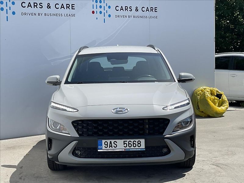 Hyundai Kona 1,0 T-GDI DCT Comfort PDC - fotka 21 z 23