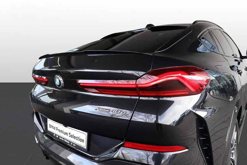 BMW X6 xDrive40d - fotka 22 z 32