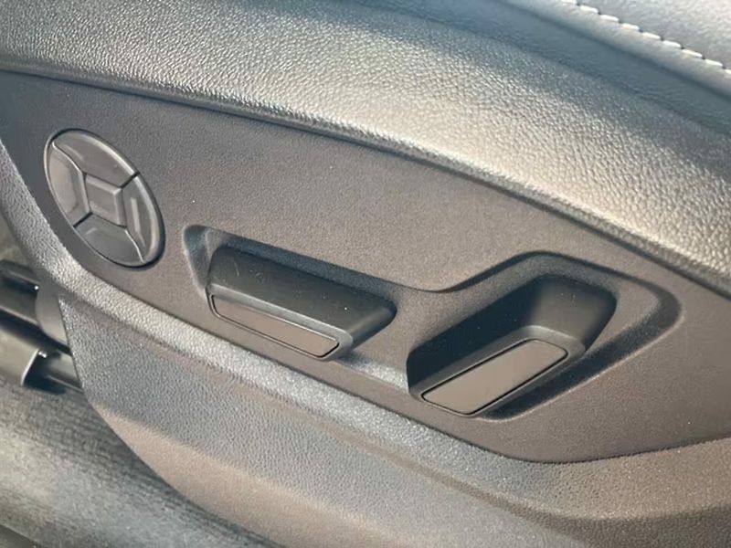 Audi Q7 TDI q 210kW S-Line Paměť ACC T - fotka 14 z 20