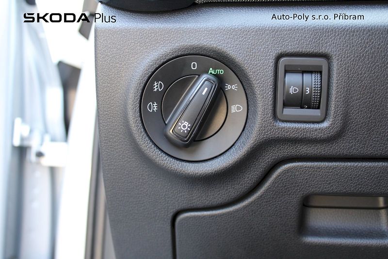 Škoda Fabia (2025) Selection 1.0MPI / 59kW 5°MP - fotka 12 z 21