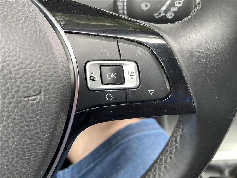 Volkswagen Golf 1,4 TSi REZERVACE  Serviska,Pa - fotka 24 z 50