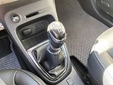 Renault Captur (2017) 1.2 TCe, Initiale Paris, LED - náhled 15