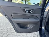 Volvo V60 B4 FWD PLUS DARK PANO 360 - náhled 20