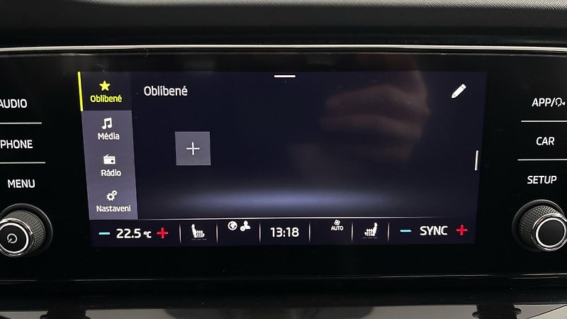 Škoda Octavia 2.0 TDI DSG Ambition - fotka 11 z 24