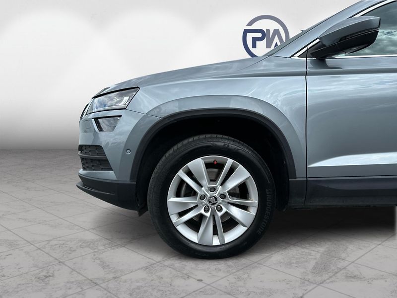 Škoda Karoq 2.0TDi 110kW STYLE 4x4 DSG - fotka 9 z 25