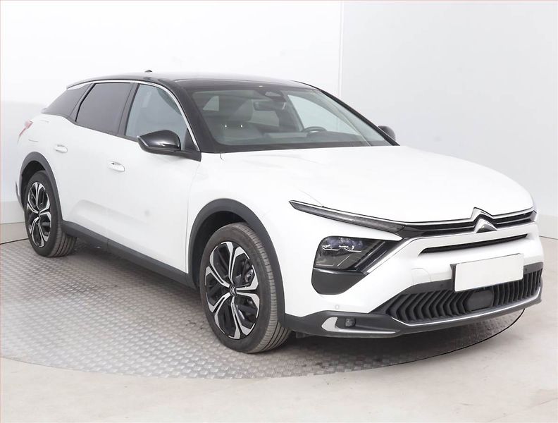 Citroën C5 X (2022) 1.2 PureTech - fotka 1 z 16