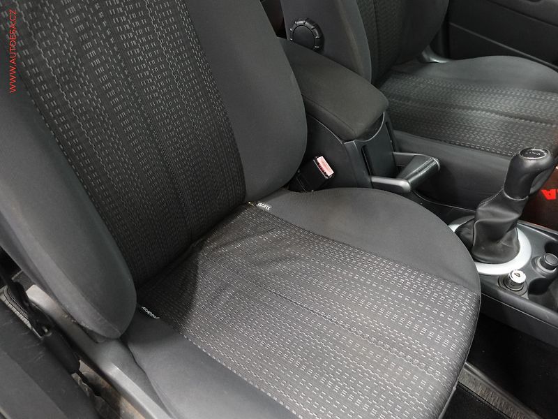 Renault Mégane (2006) 1.6i, ČR, AC, temp, STK2/28 - fotka 11 z 22