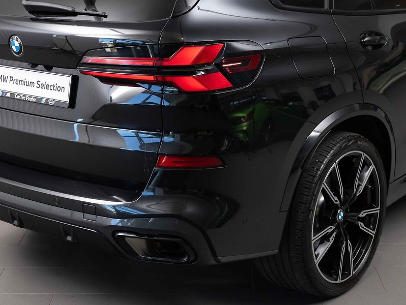BMW X5 xDrive30d - fotka 9 z 22