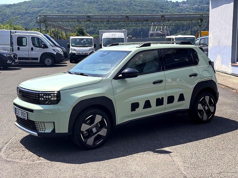 Fiat Grande Panda (2025) Electric 44 kWh LA PRIMA 113k - fotka 5 z 33