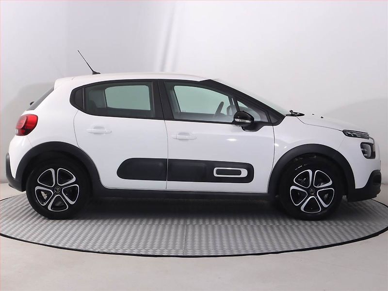 Citroën C3 (2021) 1.2 PureTech, Serv.kniha - fotka 6 z 19