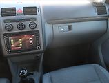 Volkswagen Touran (2008) 1.9 TDI, Tempomat - náhled 8