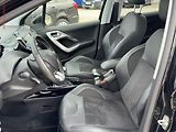 Peugeot 2008 (2019) 1.2PT, Crossway, navi, panor - náhled 9