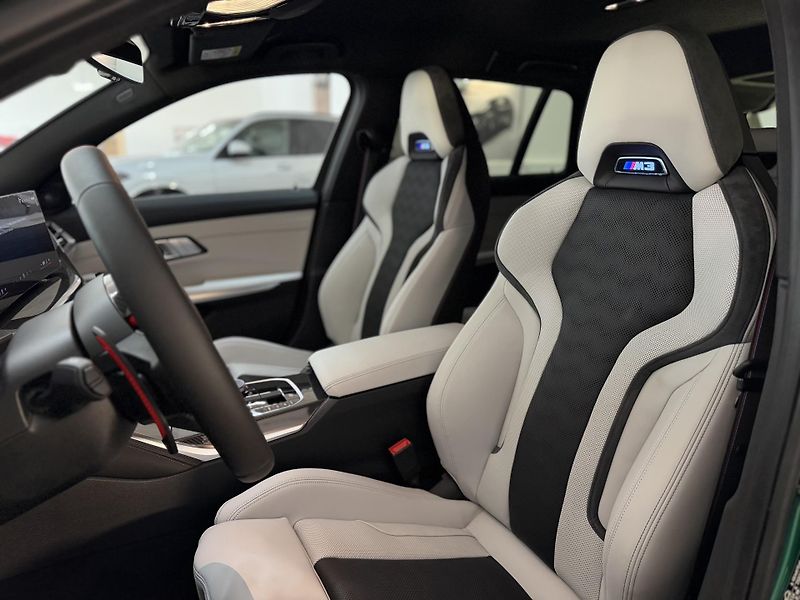 BMW M3 xDrive Competition Touring NEW - fotka 17 z 49