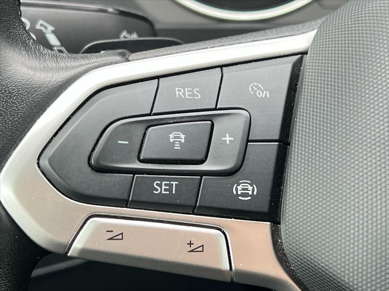 Volkswagen Tiguan 1,5 TSi 110kW 7DSG LIFE - fotka 19 z 27
