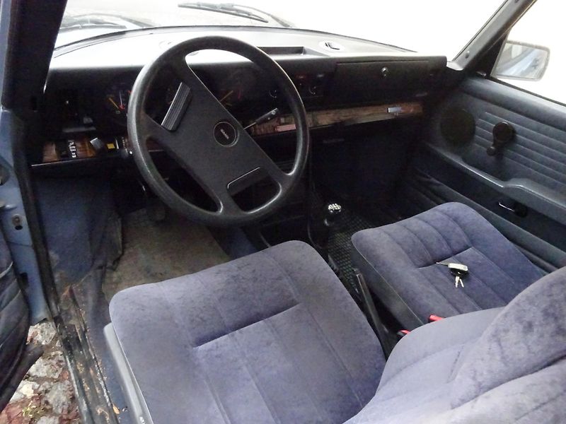 Saab 99 (1984) 99 GL 2.0 5 SPEED - fotka 6 z 18