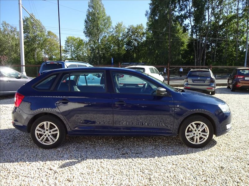 Škoda Rapid 1,2i 55kW - fotka 8 z 49