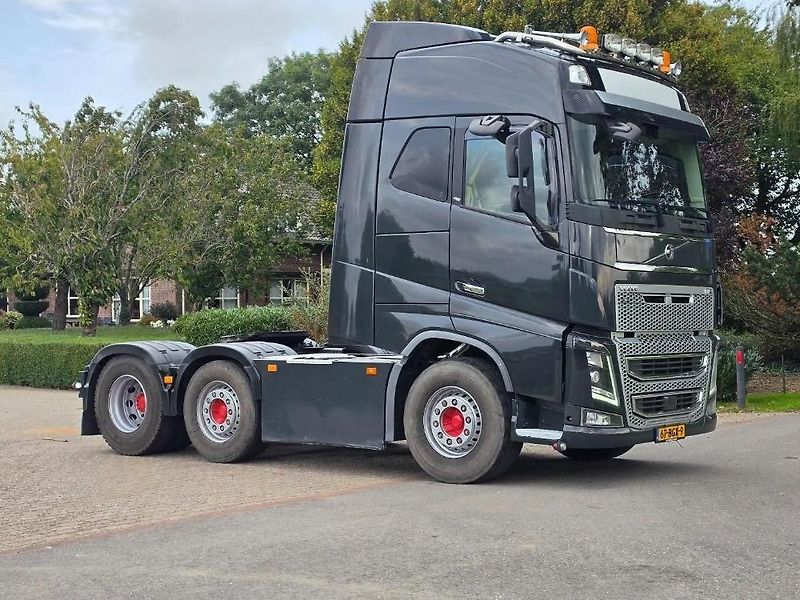Volvo FH (2016) 750 6x2 tahač EURO 6 - fotka 17 z 18