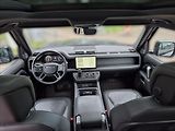 Land Rover Defender 3,0 110 D300 HSE - náhled 9