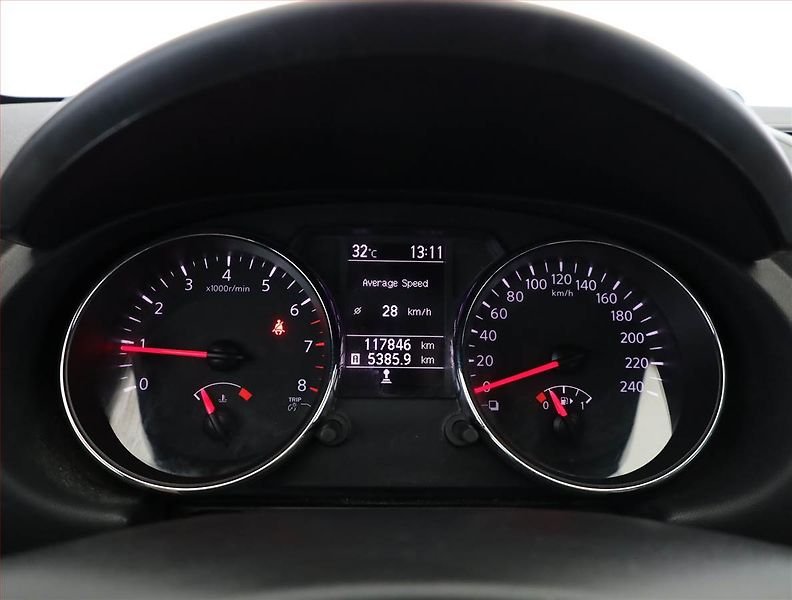 Nissan Qashqai (2013) 1.6, ČR,1.maj, Serv.kniha - fotka 9 z 13