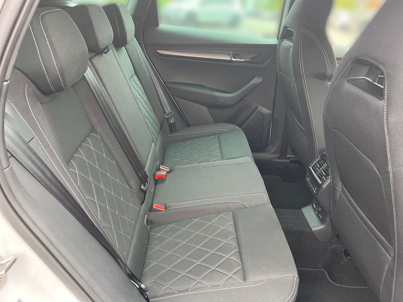 Škoda Karoq (2024) SPORTLINE TSI 1.5/110KW 7AP - fotka 10 z 37