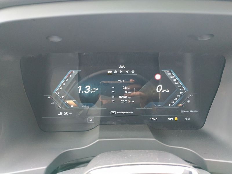 KGM Korando 1.5T, SMART,2WD, AT, SKLADEM - fotka 20 z 35