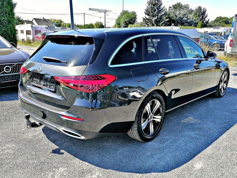 Mercedes-Benz Třídy C (2022) 200d 9G Luxury Line,Kůže - fotka 4 z 42