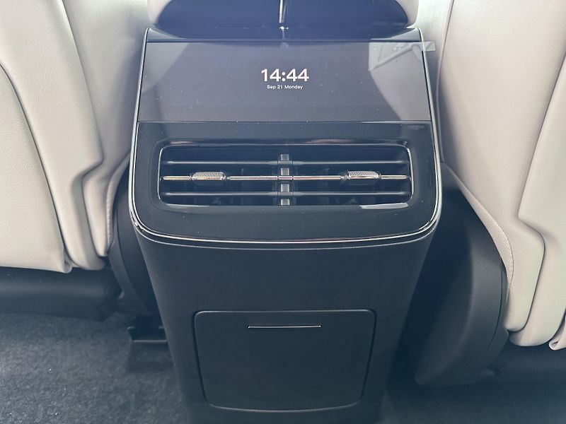 Dongfeng Voyah Free REV 318 (2026) - fotka 26 z 26