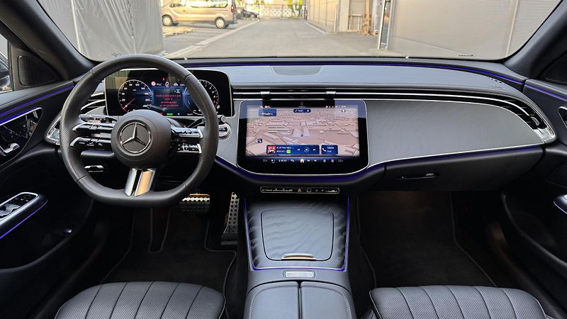 Mercedes-Benz Třídy E (2025) E300de 4MATIC AMG,DIGI LIGHT - fotka 8 z 27