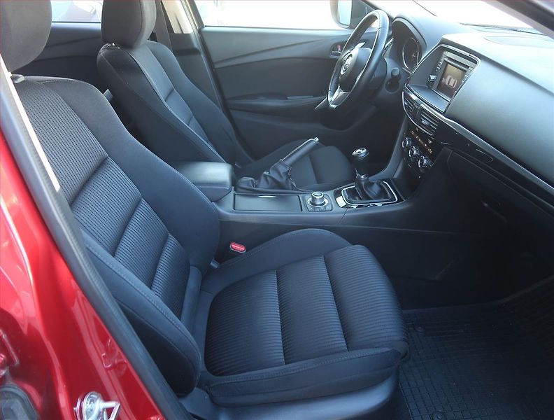 Mazda 6 (2013) 2.0 Skyactiv-G, Navi, Tempomat - fotka 9 z 20