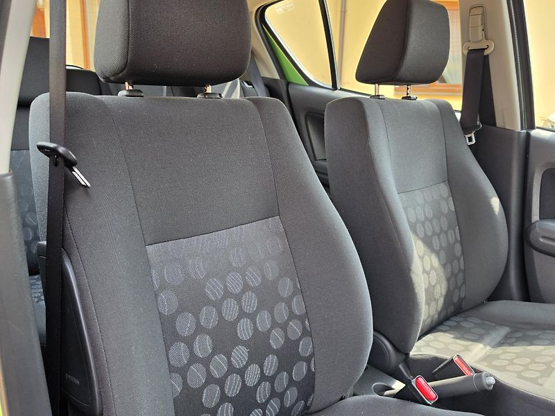 Suzuki Splash 1.2i 63kW KLIMA*REZERVACE* - fotka 39 z 46