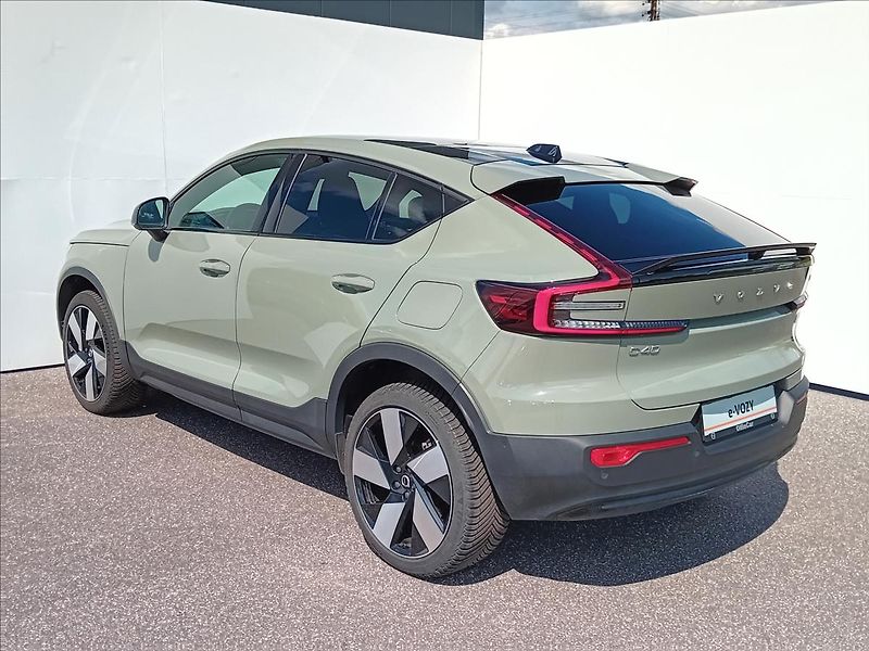Volvo C40 1,0 AWD RECHARGE ULTIMATE - fotka 9 z 25