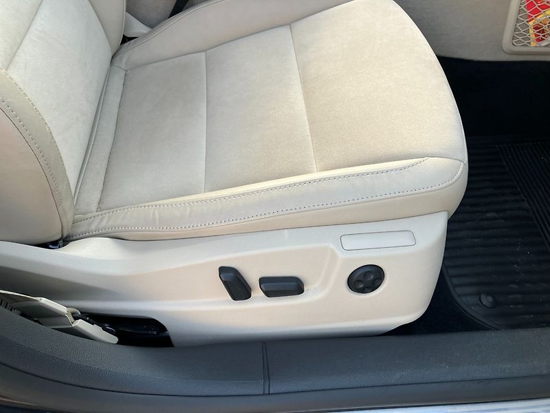 Škoda Superb (2013) 2.0TDI 125kW DSG ELEGANCE + - fotka 34 z 34