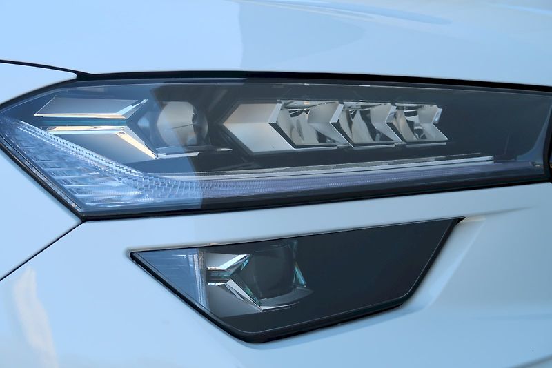 Škoda Kodiaq (2025) SportLine 2,0 TSi/150 kW 4X4 - fotka 27 z 32