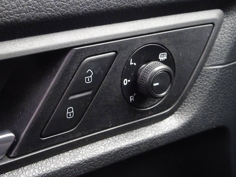 Volkswagen Caddy (2019) 2,0 TDi/ 75kW Trend - fotka 23 z 23
