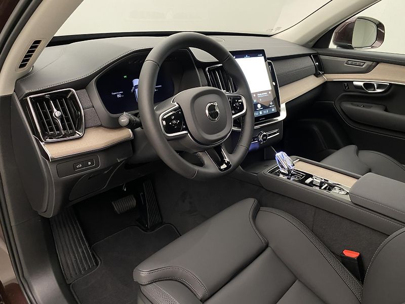 Volvo XC90 (2026) T8 AWD Plug-in BRIGHT PLUS 7m - fotka 26 z 72