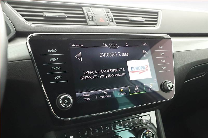 Škoda Superb (2021) Style 2.0 TDI - fotka 9 z 19