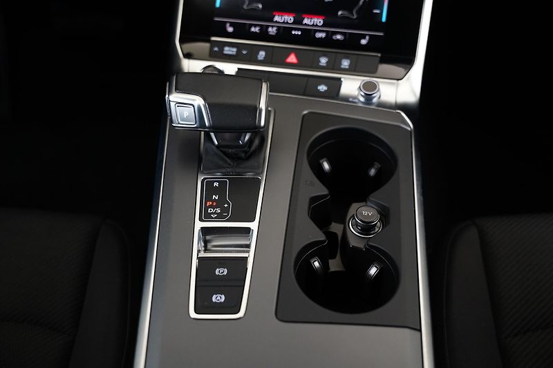 Audi A6 - fotka 24 z 28