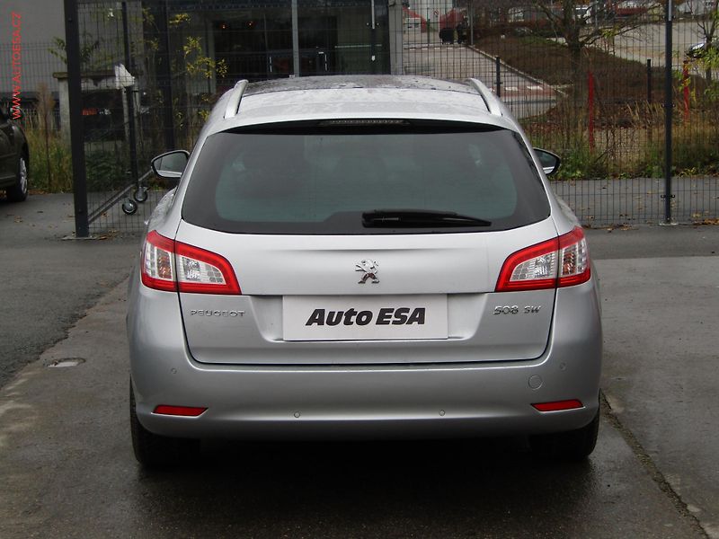 Peugeot 508 (2012) 2.0 HDi, ČR, Allure, STK11/27 - fotka 5 z 19