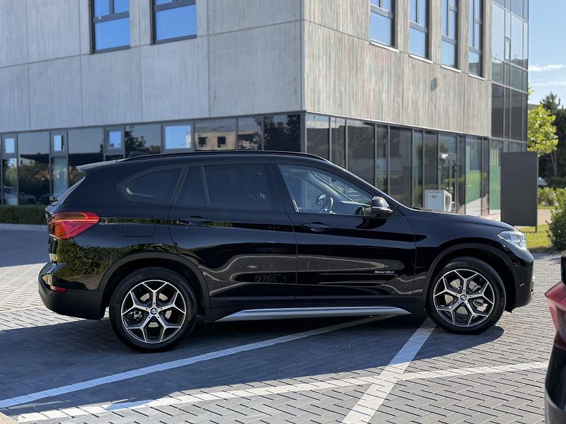 BMW X1 (2016) 110 kW xLine xDrive - fotka 4 z 24