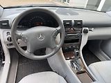 Mercedes-Benz Třídy C (2005) 200 kompressor - náhled 10