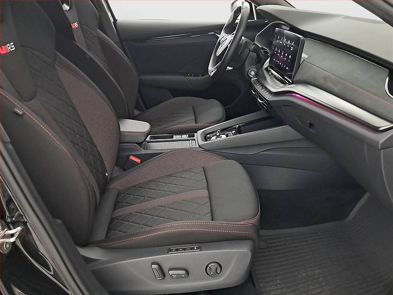 Škoda Octavia (2022) RS 2.0 TSI - fotka 9 z 25